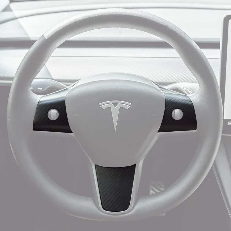 TESLA%20MODEL%20Y%20MAT%20KARBON%20DİREKSİYON%20KAPLAMASI