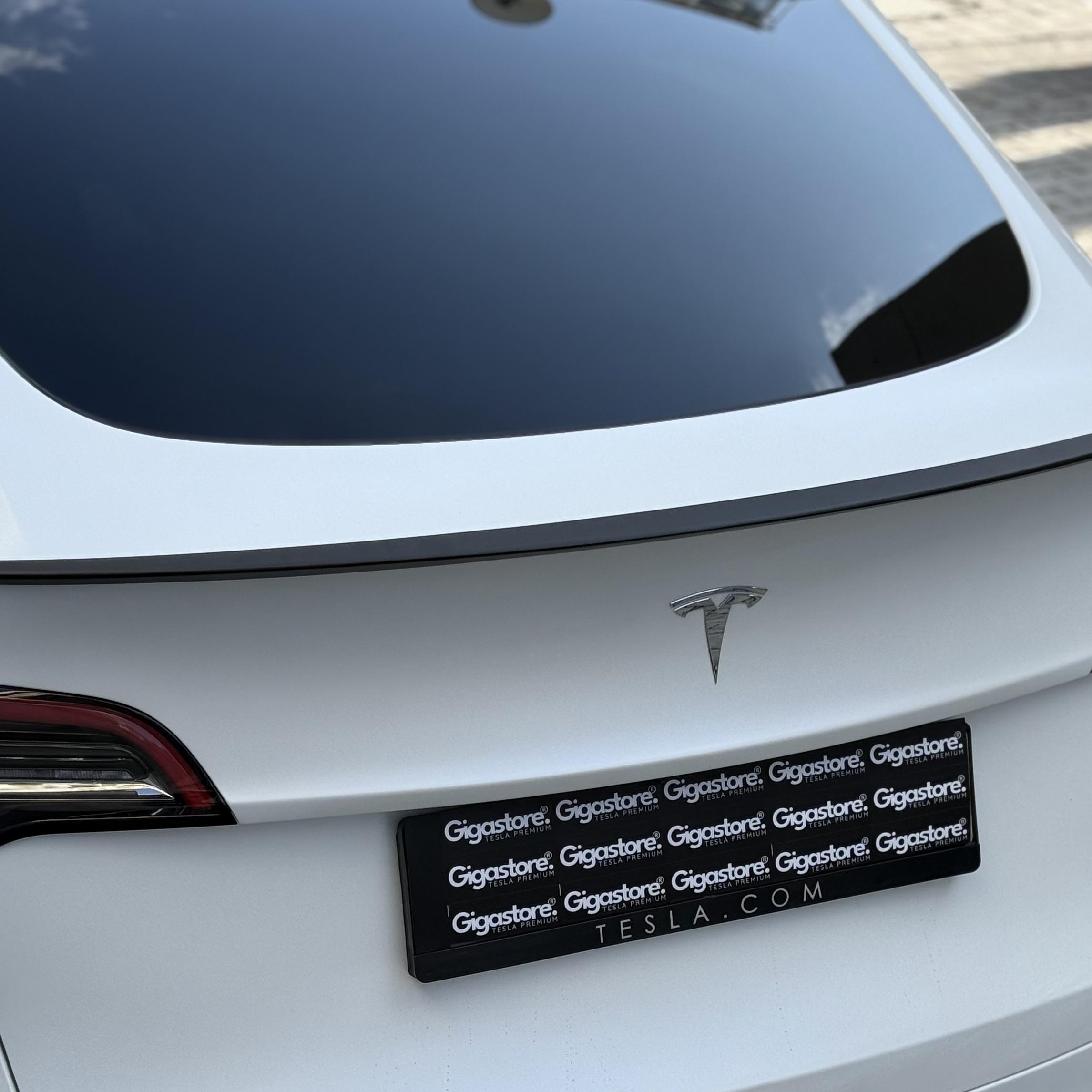 TESLA%20MODEL%20Y%20PERFORMANS%20MAT%20SİYAH%20SPOILER