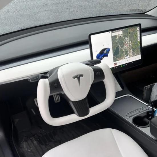 TESLA MODEL Y BEYAZ NAPPA DERİ YOKE DİREKSİYON